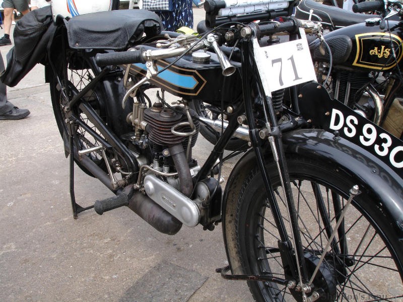 Triumph-1927-NP-2.jpg