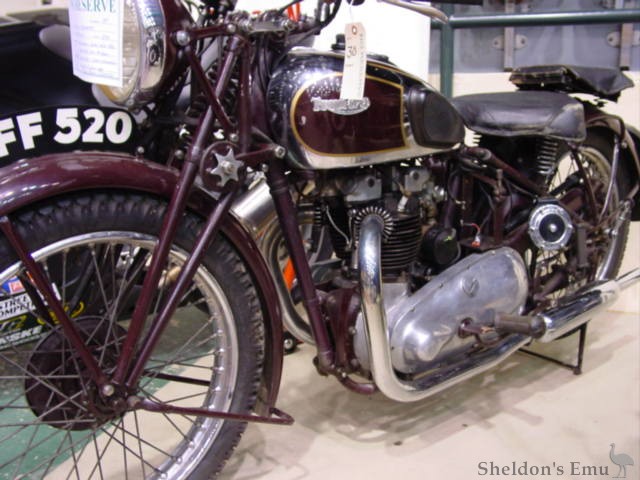 Triumph-1938-Speed-Twin-FF520.jpg