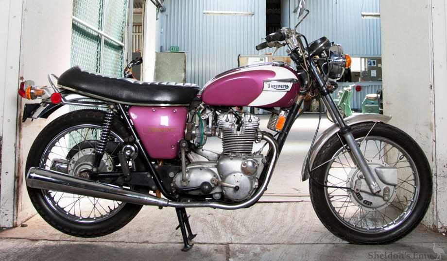 Triumph-1972-Trident-T150V-Webbs.jpg