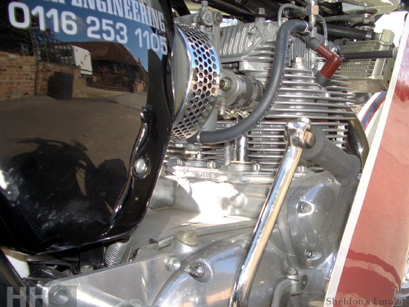 Triumph-1976-T150-Slippery-Sam-HnH-4.jpg