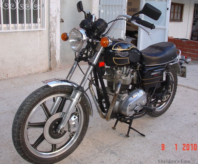 Triumph-1978c-Bonneville-Spain-2.jpg