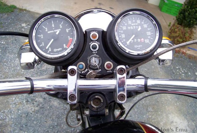 Triumph-1979-T140V-NZ-1.jpg