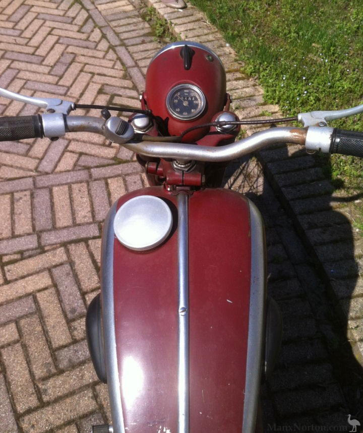 TWN-1953-125cc-Italy-05.jpg