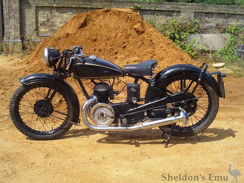 Velocette-1935-GTP-250cc-1.jpg