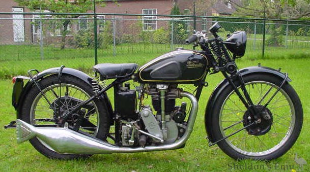 Velocette-1947-KSS-350.jpg