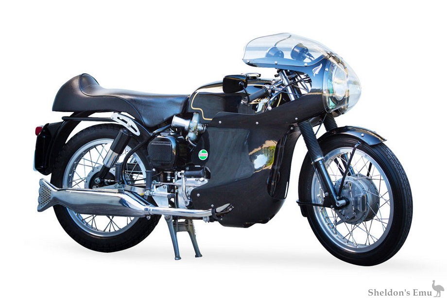 Velocette-1957-Venom-Thruxton-500-Webbs-01.jpg