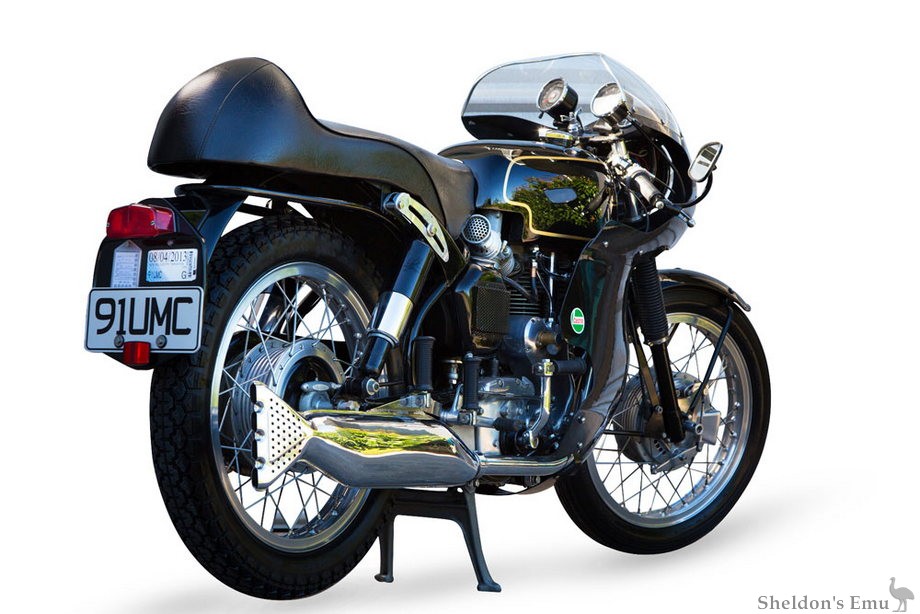 Velocette-1957-Venom-Thruxton-500-Webbs-02.jpg