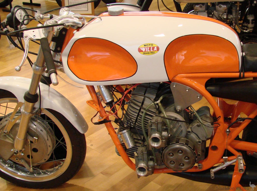 Villa-1967-250cc-Four-Prototype-SMu-CHo-02.jpg