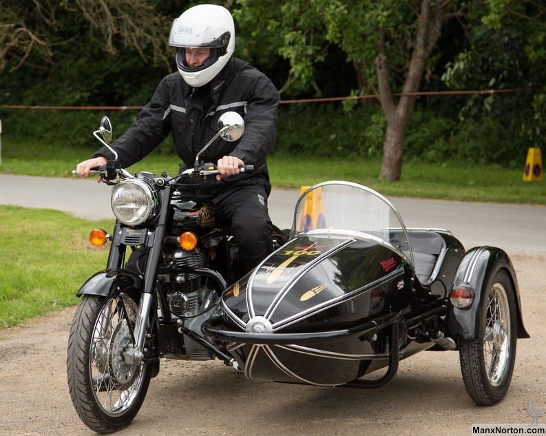 Royal-Enfield-Watsonian-4.jpg